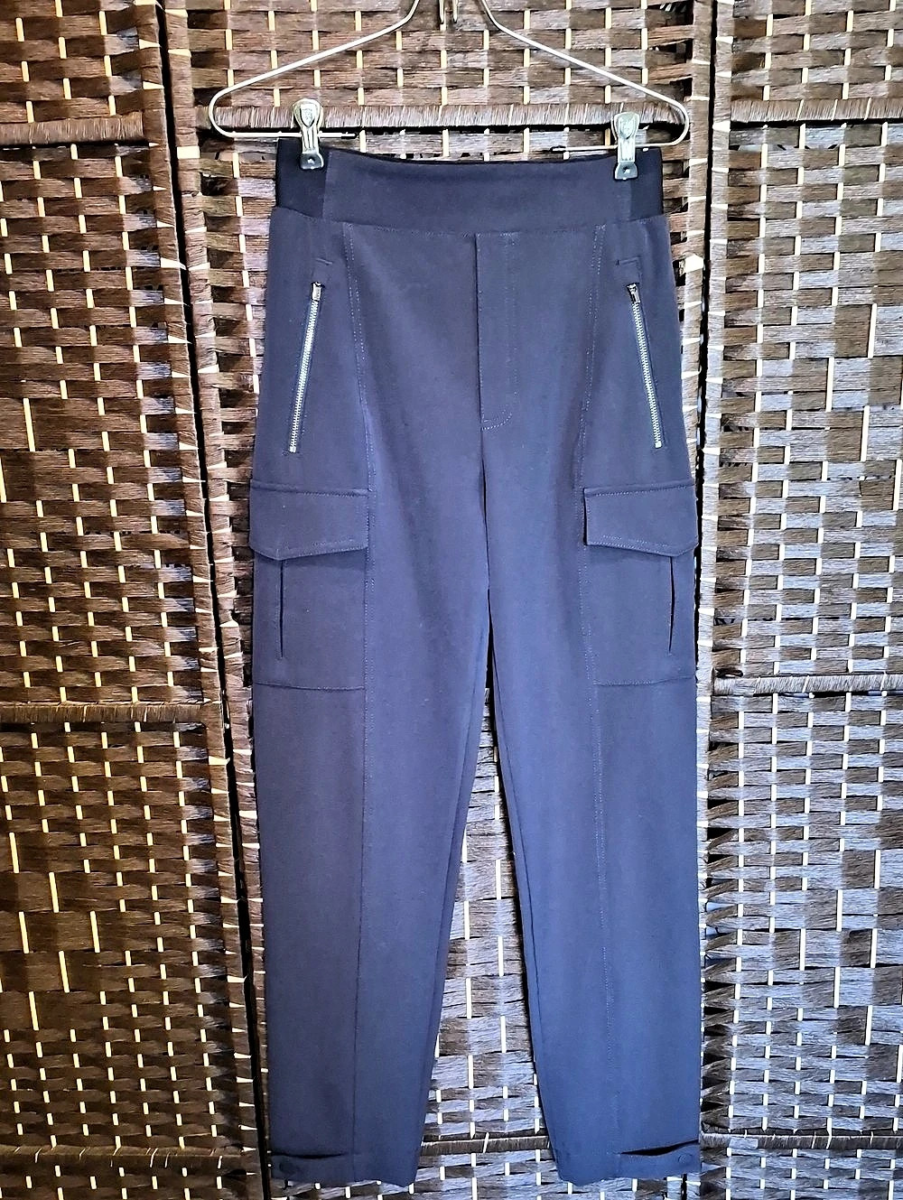 Athleta Endless High Rise Cargo Pant Women's Cargo Pants Blue Size 0